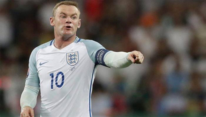 Wayne Rooney breaks England caps record