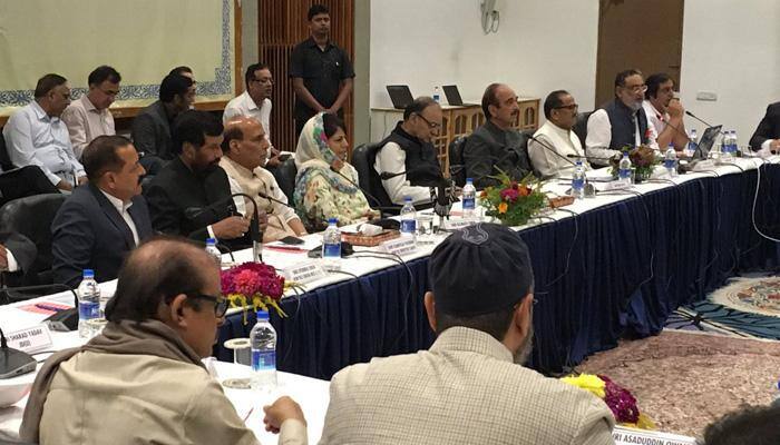 Kashmir unrest: Separatists refuse to meet leaders of all-party delegation, reject Mehbooba Mufti's talks offer
