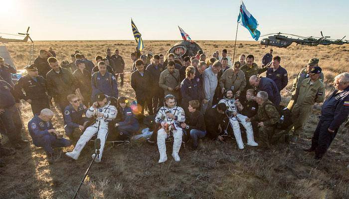 NASA astronaut Jeff Williams, crewmates return to Earth