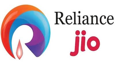 Price war begins as Reliance promises free Jio 4G services