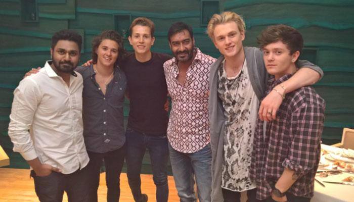 Ajay Devgn&#039;s &#039;Shivaay&#039; has &#039;The Vamps&#039; jamming for a song! Watch Video