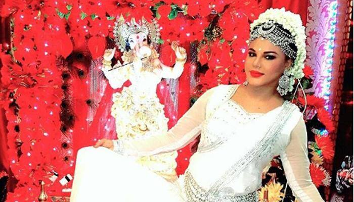 Rakhi Sawant's epic 'Ganpati dance' sets the festive spirit high! Watch Videos