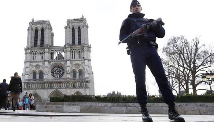 Second couple arrested after car with gas cylinders found in Paris