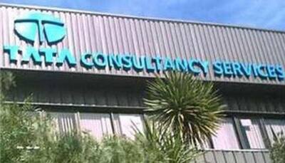 TCS says US financial clients delaying spending, shares tank