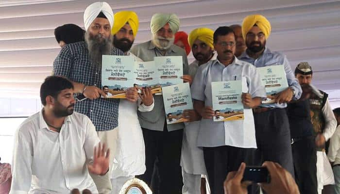 Punjab polls: AAP releases &#039;Kisan Manifesto&#039;, promises to make farmers debt-free by December 2018