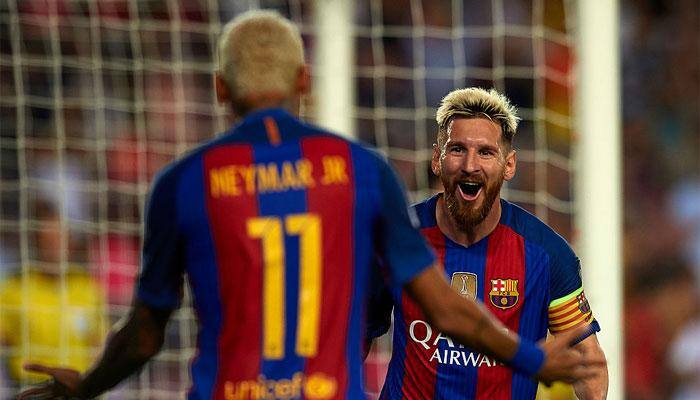 Lionel Messi is best player in world in any position, says Luis Enrique