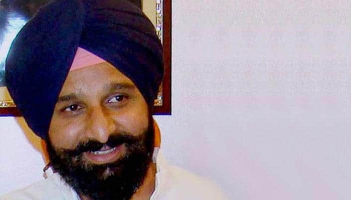 Shoe thrown at Punjab Revenue Minister Bikram Singh Majithia inside Assembly 