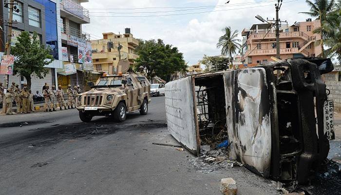 Cauvery dispute: Supreme Court asks Tamil Nadu, Karnataka to maintain peace