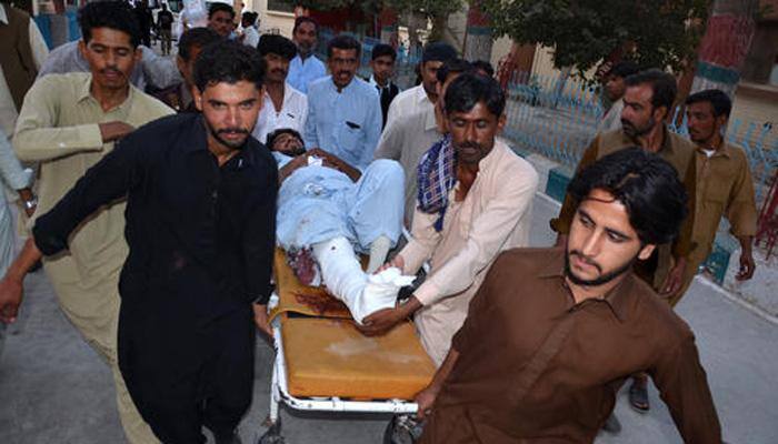 Toll rises to 36 in Pakistan's mosque suicide blast 
