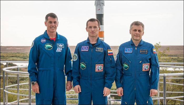 Citing technical reasons, NASA postpones launch of next ISS crew members