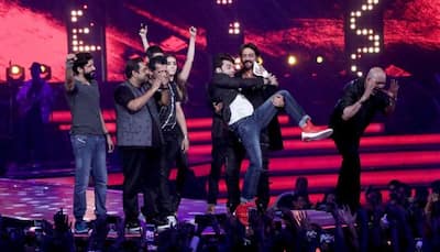 Farhan Akhtar, Shraddha Kapoor's 'Rock On!! 2' concert will make you crave for the movie! Watch video
