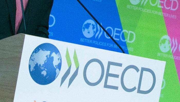 OECD sees growth flounder as "globalisation stalls" 