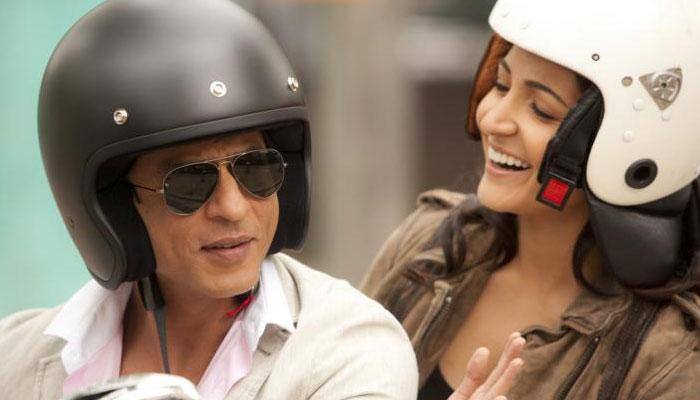 Shah Rukh Khan, Anushka Sharma share their &#039;Amsterdam Moments&#039; with fans