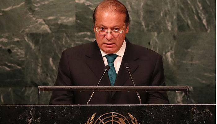 Nawaz Sharif  plays &#039;Kashmir&#039; card at UN, hails Burhan Wani; India hits back, calls Islamabad a &#039;terrorist state&#039;