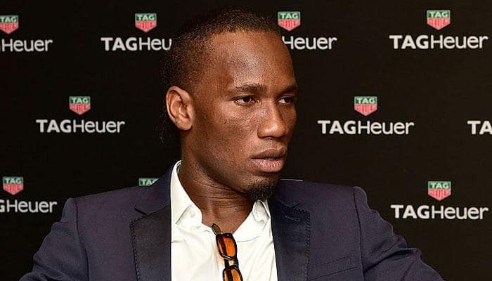 EPIC DUEL: Hours after Chelsea&#039;s defeat to Arsenal, Didier Drogba caught in heated exchange with fans — WATCH