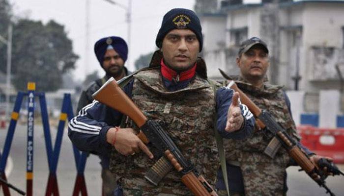 Pathankot on red alert; search continues for armed men seen by locals