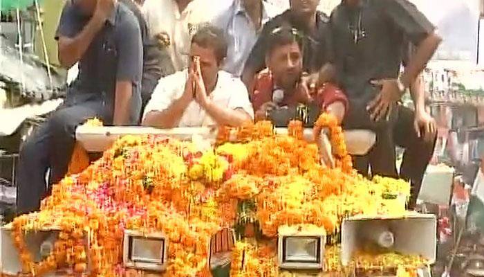 Another controversy mars Rahul Gandhi's road show, Congress supporters clash with SPG guards 