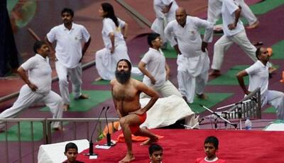 Delhi teachers get yoga training from Ramdev!