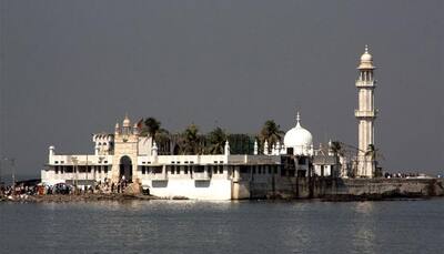 Haji Ali Dargah Trust moves SC against Bombay HC order on women's entry