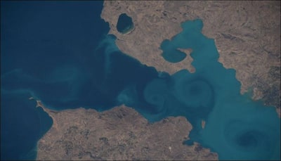Up above the world so high: NASA astronaut Kate Rubins captures a swirling lake from the ISS! - See pic