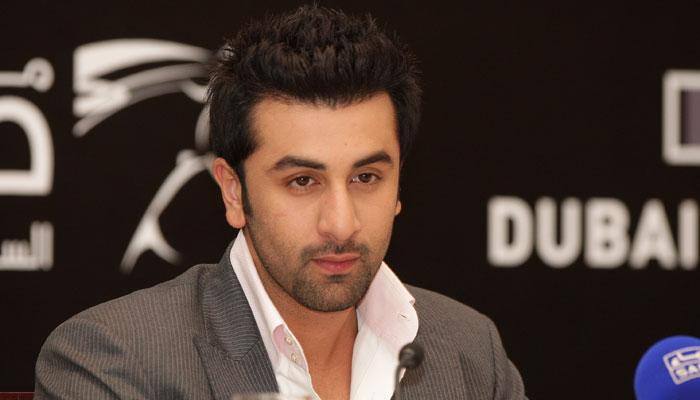 Hot scoop! Is Ranbir Kapoor trying to woo THIS co-star? 