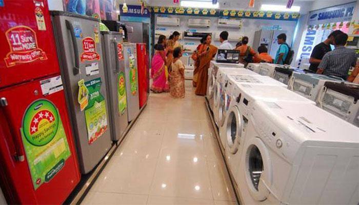 Scant growth in jobs, but consumer spending buoyant: Survey