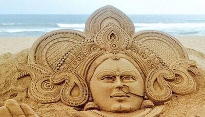 Maa Durga’s blessings for our Jawans: See Sudarsan Pattnaik’s touching sand art