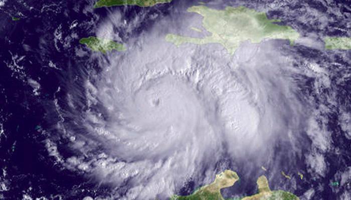 After leaving 27 dead in the Carribean, hurricane Matthew heading towards US