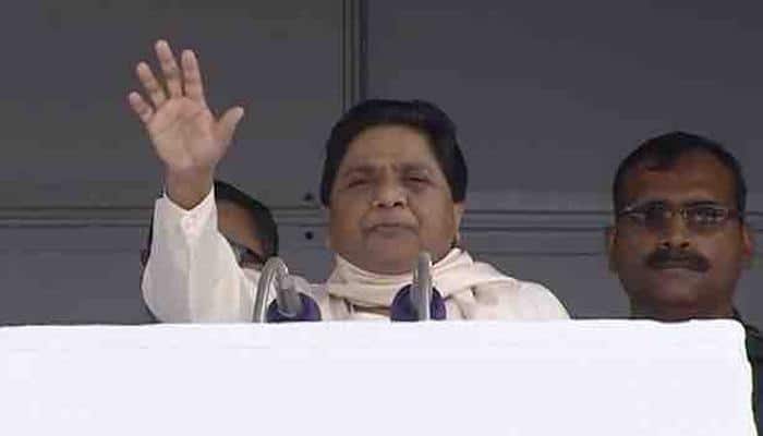 Mayawati attacks BJP, SP at BSP&#039;s massive rally, says &#039;Narendra Modi and his party spreading hatred in UP&#039;