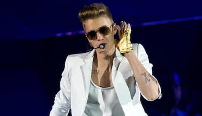 Justin Bieber gets wax statue at Madame Tussauds!