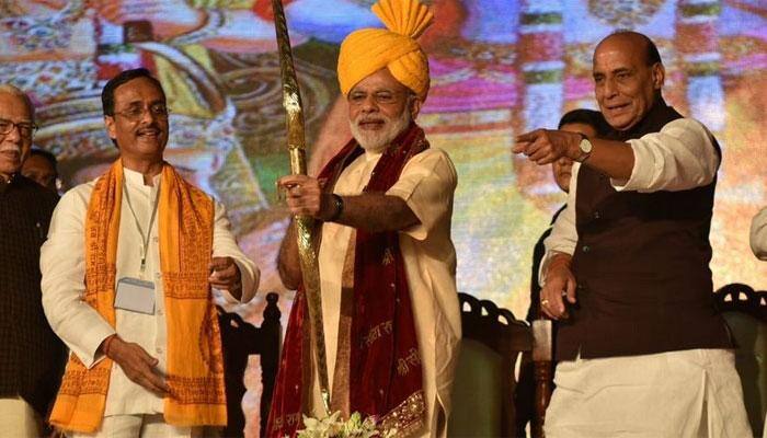 Narendra Modi chants &#039;Jai Sri Ram&#039; – Will Ayodhya, not development be BJP&#039;s main poll plank in 2017?