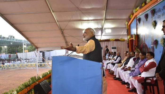 Narendra Modi in Bhopal: PM lauds Indian soldiers&#039; humanitarian efforts