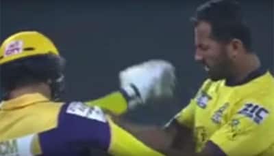 Ahmed Shehzad-Wahab Riaz get involved in UGLY fight in Pakistan Super League – WATCH