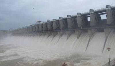 Cauvery row: 42 Karnataka talukas drought-hit, no water for cattle in Tamil Nadu, says SC Committee report
