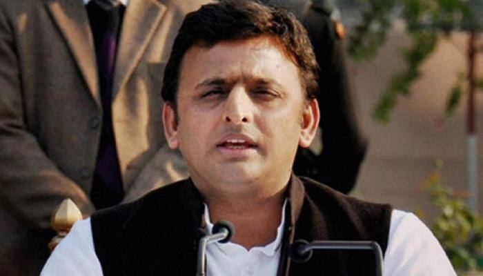 Nitish asks Akhilesh to come out of family shadow, says 'you take the risk, I will back you'