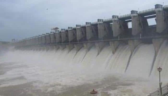SC reserves order on Cauvery dispute; Karnataka agrees to release 2,000 cusecs of water to Tamil Nadu daily