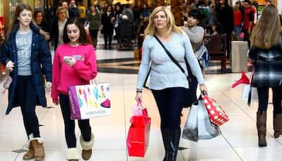 U.S. mall investors set to face huge losses as retail gloom deepens