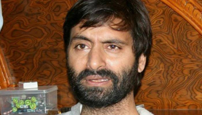 JKLF chairman Yasin Malik shifted to super specialty hospital in Srinagar