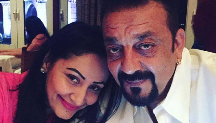 Maanayata Dutt’s Karva Chauth celebrations with hubby will wow you