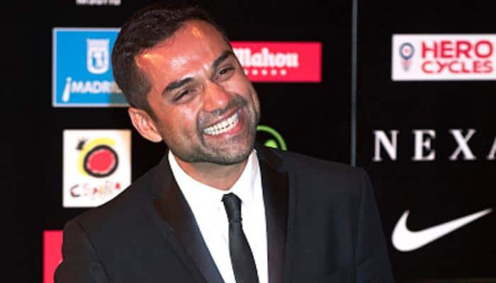 Abhay Deol marks his debut on Instagram!