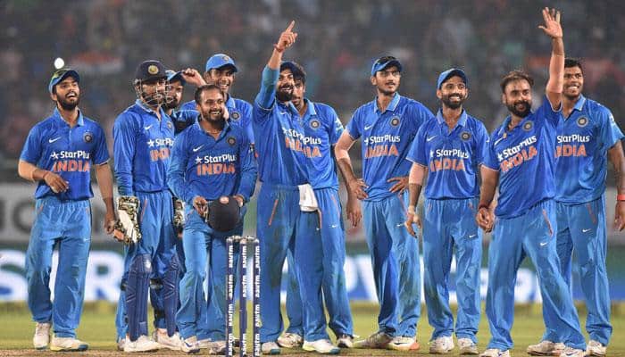 'One of the best performances I have ever seen,' MS Dhoni showers praise on Indian bowlers