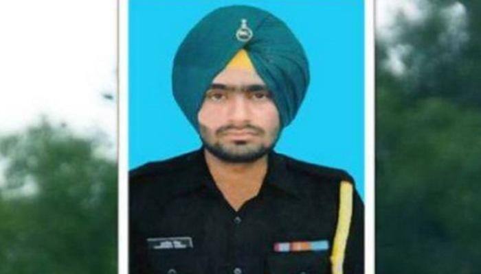 Thousands give emotional farewell to braveheart Mandeep Singh in Kurukshetra 