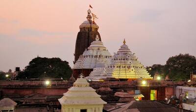 Badabadua Daka: Thousands throng Jagannath temple for ancestor worship ritual