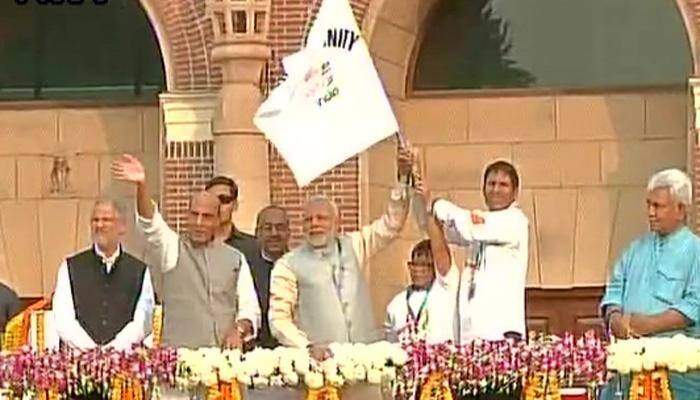 PM Narendra Modi flags off  &#039;Run for Unity&#039; on 141st birth anniversary of Sardar Vallabhbhai Patel