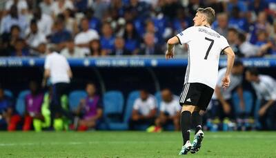 Manchester United end former Germany midfielder​ Bastian Schweinsteiger's exile
