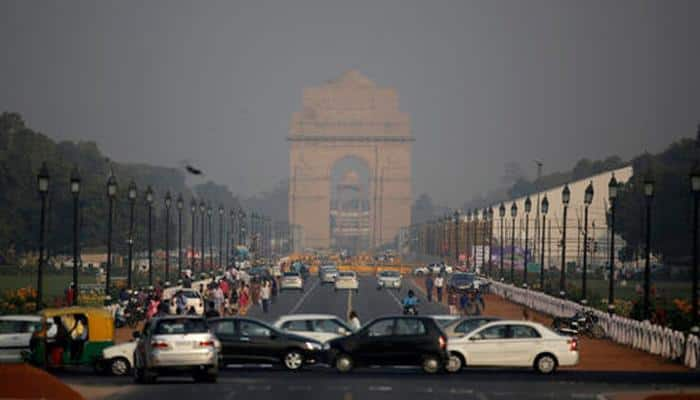 Delhi: These before and after Diwali firework photos show the toxic effect of pollution (See pics)