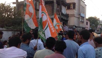 Congress stages dharna against Rahul Gandhi's detention, PM Modi's effigy burnt in Lucknow