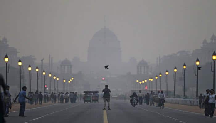 Delhi&#039;s smog a sign that things could worsen in future – Know what smog is?