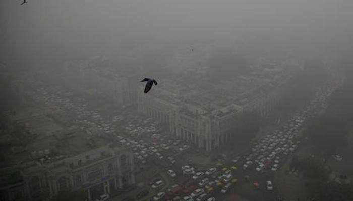 Delhi smog: All schools closed for 3 days; demolition, construction work banned as emergency measures