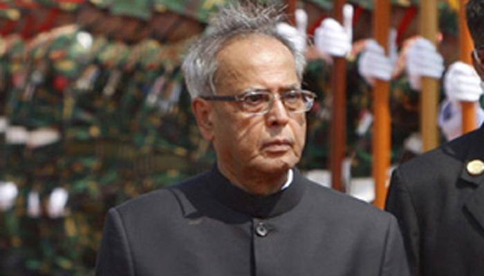 Pranab promises action on JNU student after Kejriwal meet